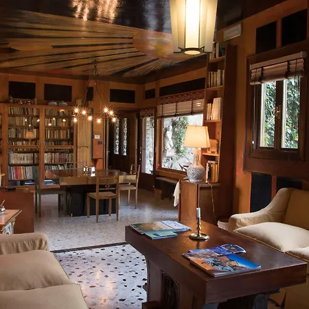 Bed and Breakfast Castrum Di Serravalle 3*