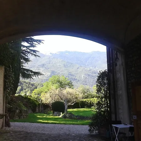 Bed and Breakfast Castrum Di Serravalle 3*