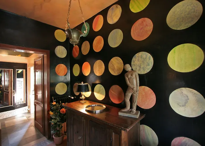 Castrum Di Serravalle ベッド・アンド・ブレックファスト 3*