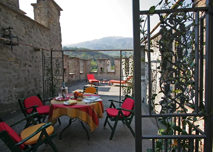 Castrum Di Serravalle ベッド・アンド・ブレックファスト