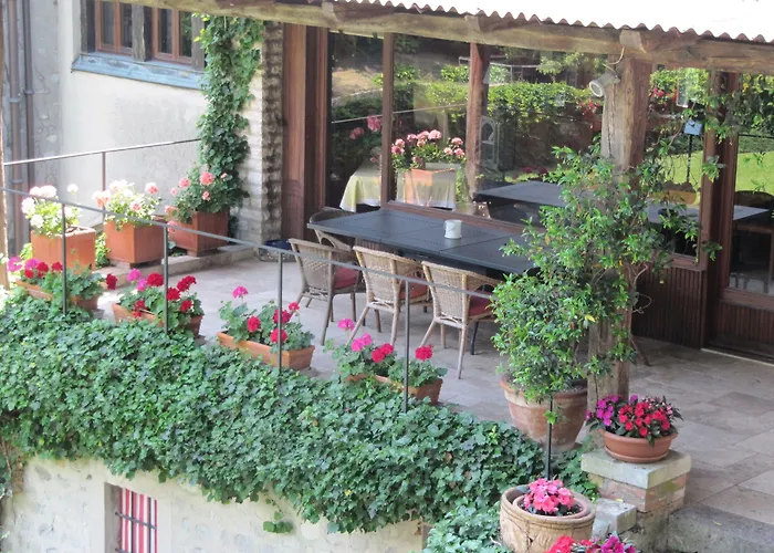 Castrum Di Serravalle ベッド・アンド・ブレックファスト 3*