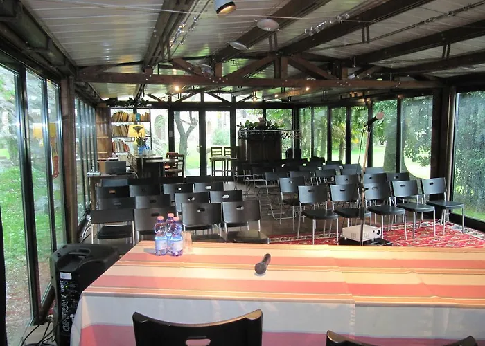 ベッド・アンド・ブレックファスト Castrum Di Serravalle