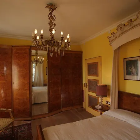 Castrum Di Serravalle Bed & Breakfast